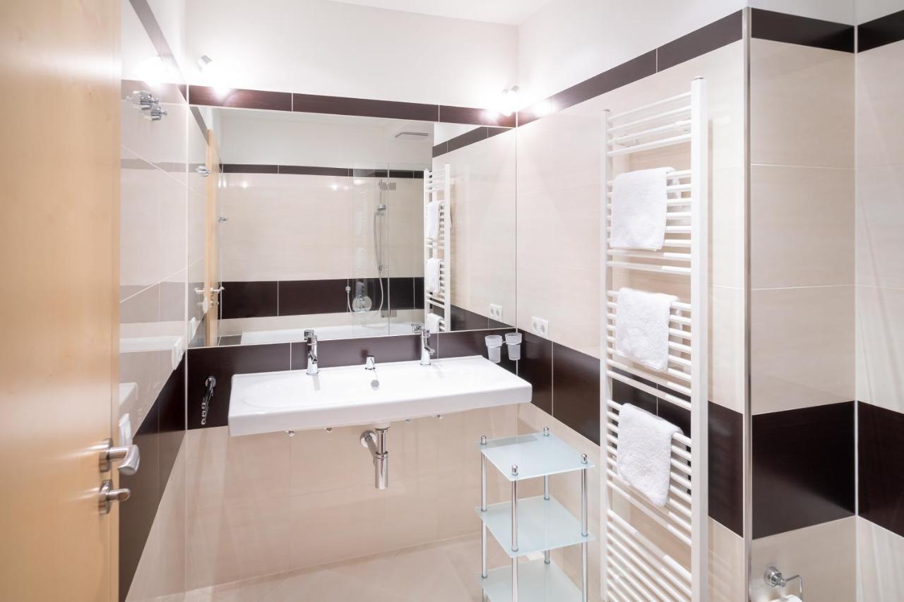 Bohemia Apartments 가글린 외부 사진